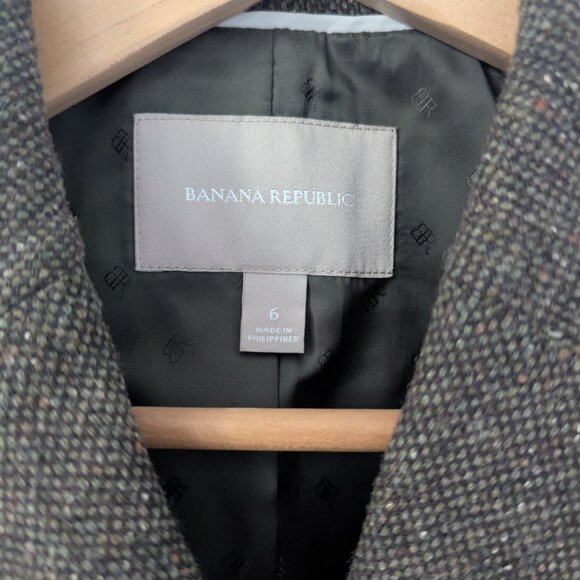 Banana Republic Women's Blazer - Picture 4 of 5